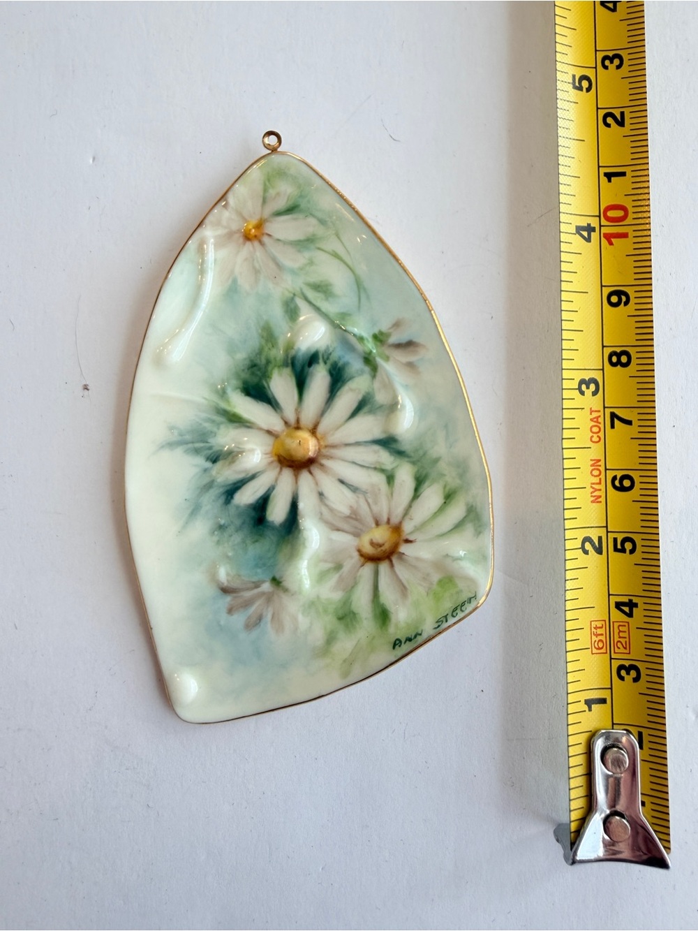 Vintage Hand Painted Porcelain Daisy Pendant Signed Ann Steen 1989